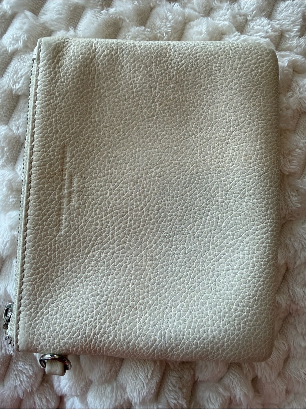 Minimal Pebbled Leather Zip Wallet in Cream
